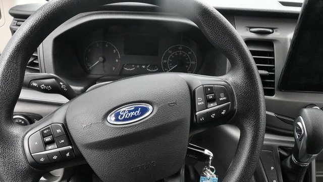 Used 2022 Ford Transit 350 XLT RWD image 16