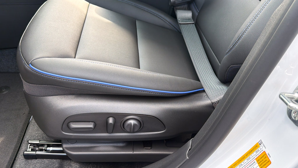 New 2026 Buick Envista Sport Touring w/ Convenience I Package FWD image 18
