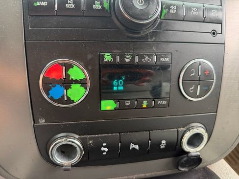 Used 2013 GMC Yukon SLT RWD image 27