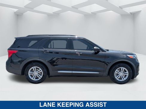 Used 2020 Ford Explorer XLT RWD image 4