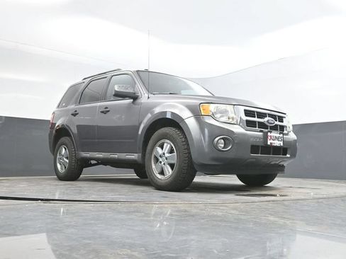 Used 2010 Ford Escape XLT FWD image 41