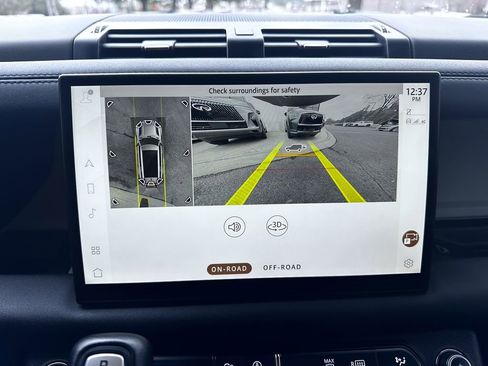 Used 2024 Land Rover Defender 130 S image 10