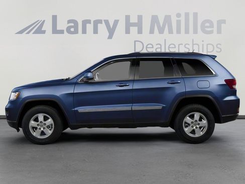 Used 2013 Jeep Grand Cherokee Laredo image 3