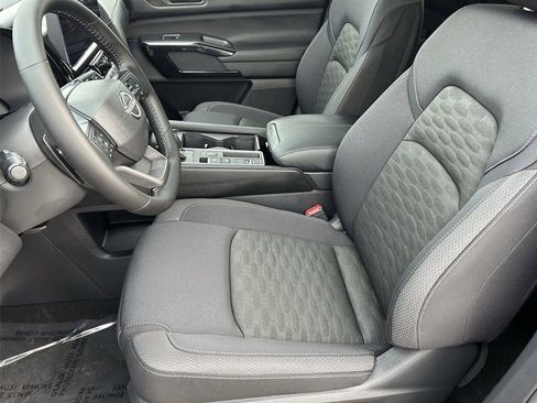 New 2026 Nissan Pathfinder SV FWD image 31