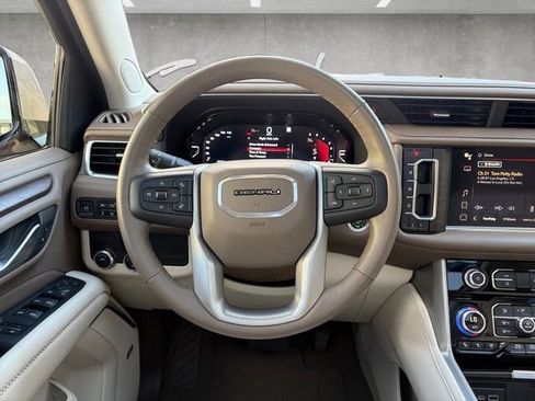 Certified 2022 GMC Yukon Denali RWD image 22