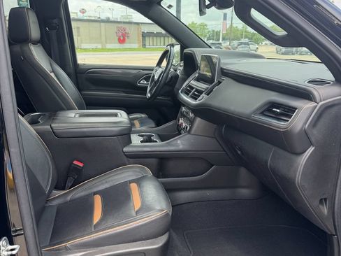 Used 2021 GMC Yukon AT4 w/ Rear Media and Nav Package AWD/4WD image 12