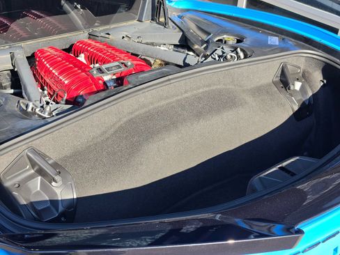 Used 2025 Chevrolet Corvette Z06 RWD image 10