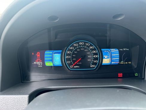 Used 2010 Ford Fusion Hybrid image 16