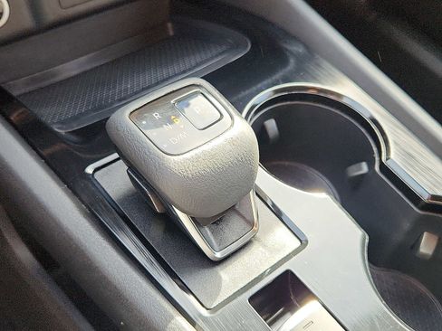 Used 2021 Nissan Rogue SV AWD/4WD image 14