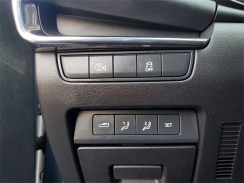 Used 2024 MAZDA MAZDA3 s image 28