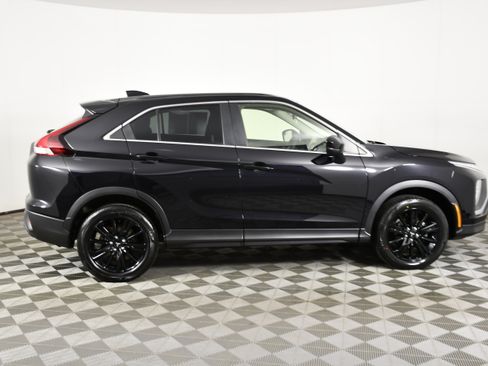 Used 2023 Mitsubishi Eclipse Cross LE AWD/4WD image 5