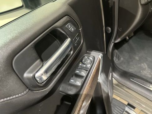 Used 2023 GMC Sierra 2500 Denali w/ Technology Package image 23