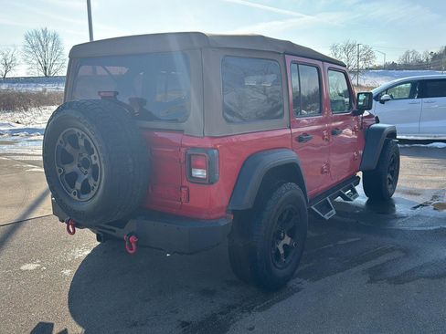 Used 2019 Jeep Wrangler Unlimited Sport S image 5