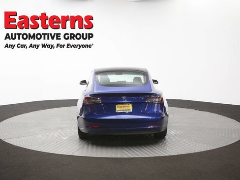 Used 2019 Tesla Model 3 Standard Range RWD image 32