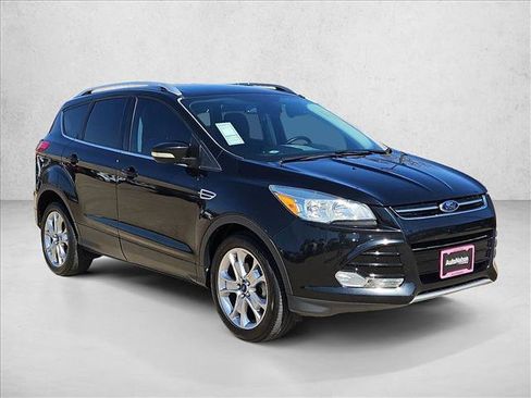 Used 2014 Ford Escape Titanium image 3