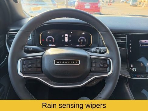 Used 2022 Jeep Wagoneer Series III image 28