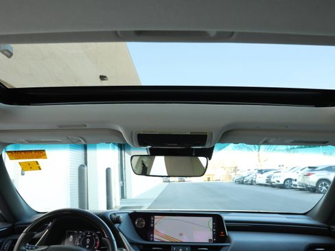 Used 2019 Lexus ES 350 image 29