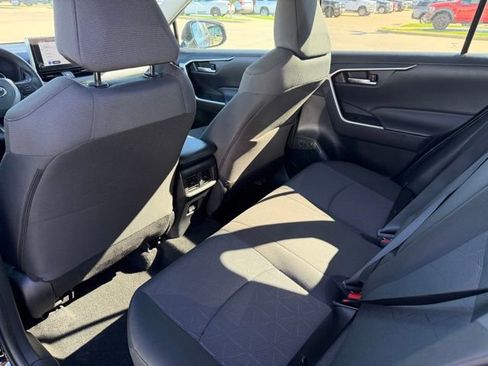 Used 2024 Toyota RAV4 XLE image 18