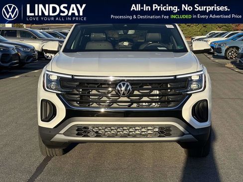 New 2026 Volkswagen Atlas Cross Sport SE AWD/4WD image 3