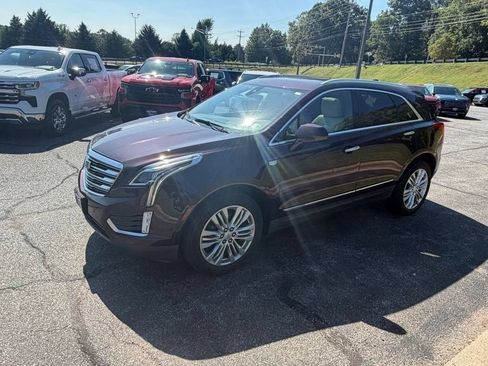 Used 2018 Cadillac XT5 Premium Luxury AWD/4WD image 3