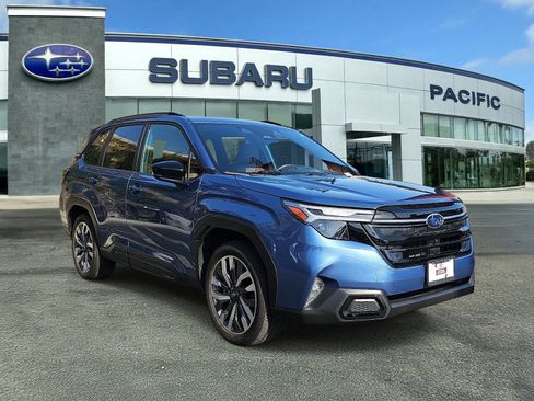 Used 2025 Subaru Forester Touring AWD/4WD image 1