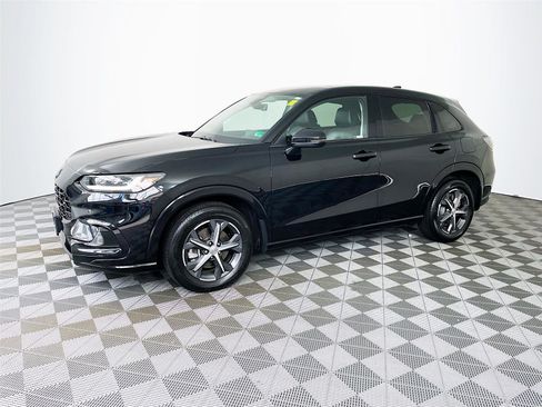Used 2024 Honda HR-V EX-L image 4