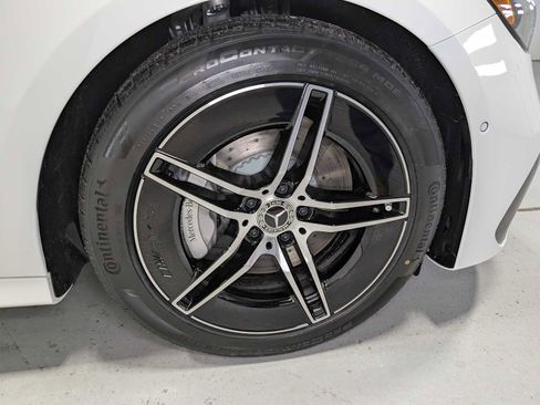 Used 2026 Mercedes-Benz E 450 4MATIC Sedan image 3