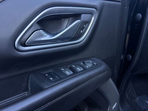 Used 2021 Chevrolet Tahoe Z71 w/ Z71 Signature Package AWD/4WD image 11