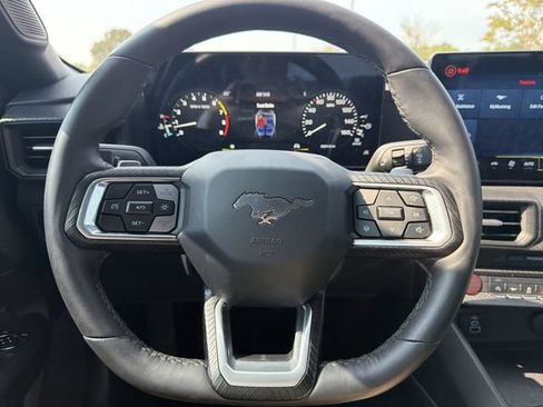 Used 2025 Ford Mustang GT RWD image 23