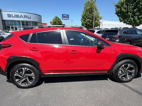 Used 2025 Subaru Crosstrek 2.5i Premium AWD/4WD image 3