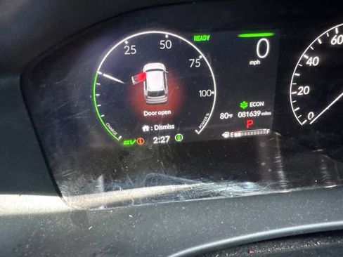 Used 2023 Honda CR-V Sport image 11