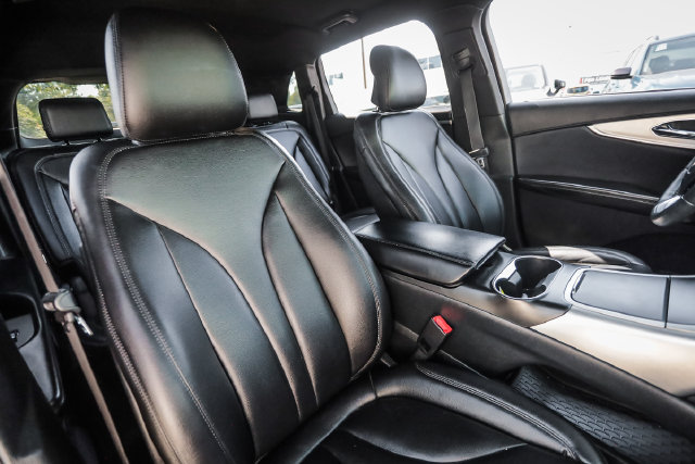 Used 2019 Lincoln Nautilus Premier AWD/4WD image 56