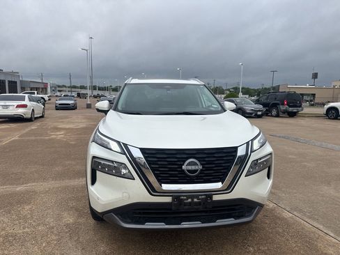 Certified 2023 Nissan Rogue SL w/ SL Premium Package image 4