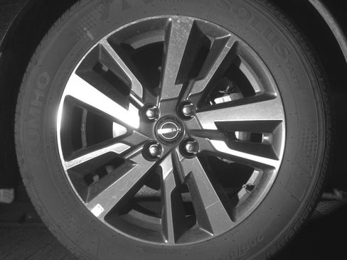 Used 2025 Nissan Versa SV FWD image 13