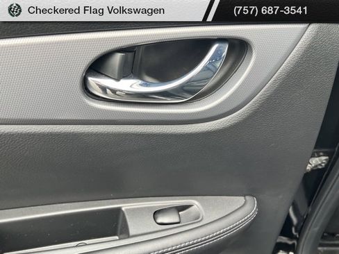 Used 2020 Nissan Rogue Sport SV w/ Technology Package image 22