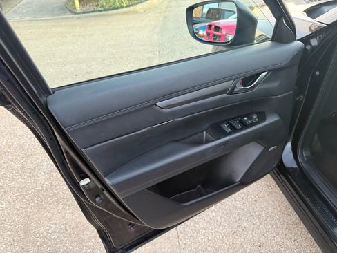 Used 2018 MAZDA CX-5 Touring w/ Preferred Equipment Package image 11