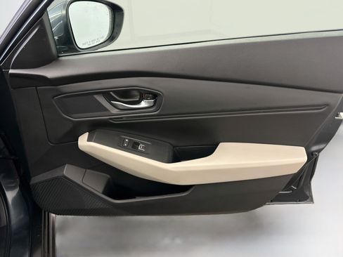 Used 2023 Honda Accord EX image 33