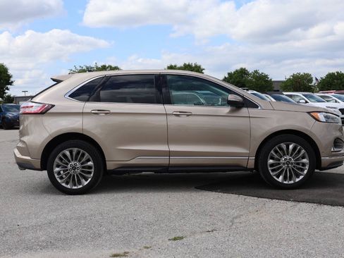 Used 2021 Ford Edge Titanium w/ Equipment Group 301A AWD/4WD image 7