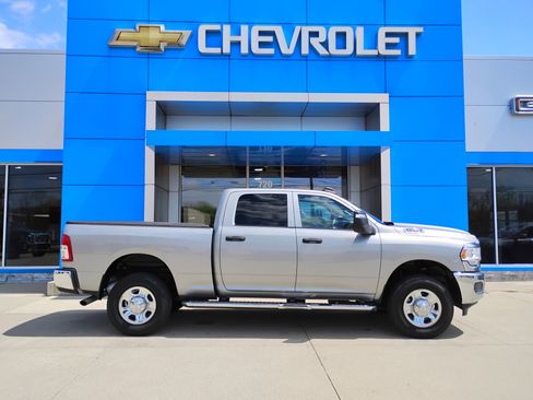 Used 2023 RAM 2500 Tradesman AWD/4WD image 34