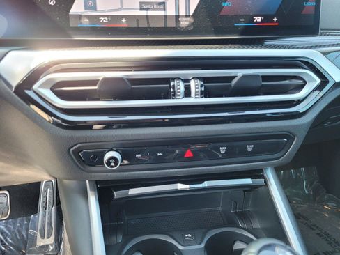 Used 2024 BMW M2 w/ Lighting Package RWD image 26