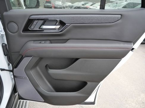 New 2026 GMC Yukon AT4 Ultimate AWD/4WD image 30