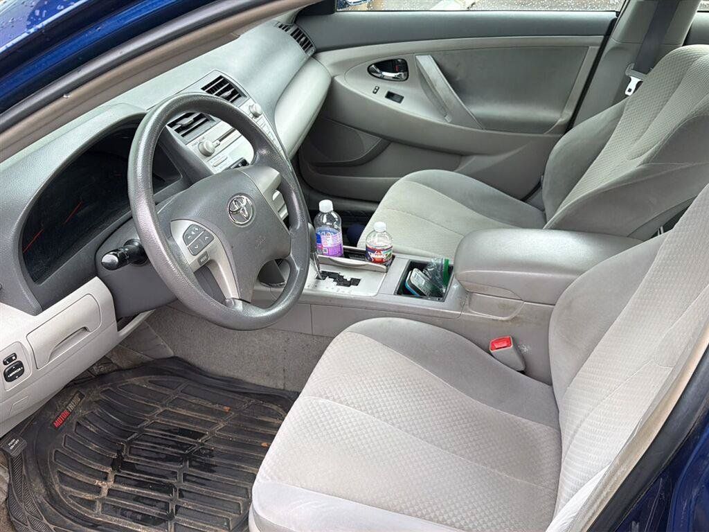 Used 2008 Toyota Camry LE FWD image 3