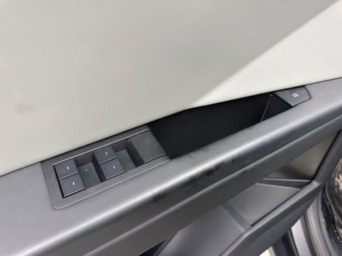 Used 2024 Tesla Cybertruck Cyberbeast image 29