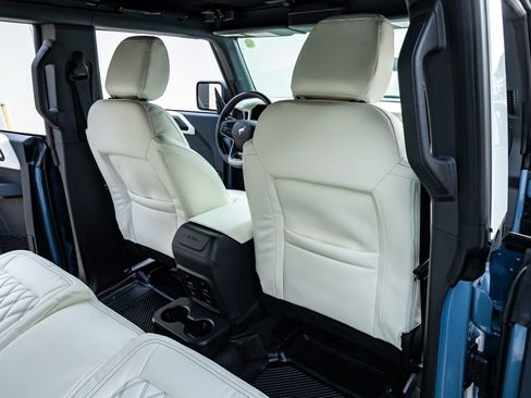 Used 2023 Ford Bronco Heritage Edition image 34