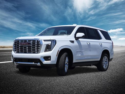 New 2026 GMC Yukon Denali w/ Sun & Power Step Package image 16