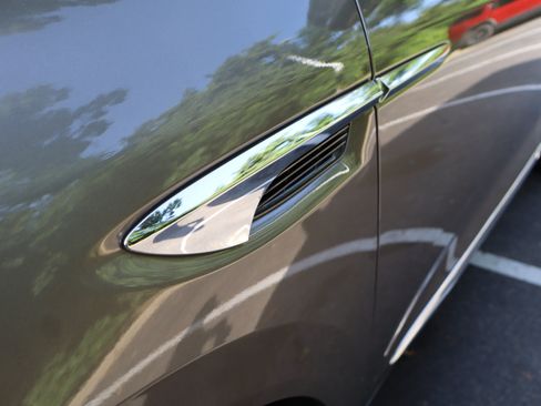Used 2020 Buick Enclave Essence w/ Sound and Sites Package FWD image 14
