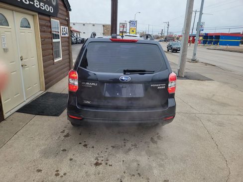 Used 2015 Subaru Forester 2.5i w/ Alloy Wheel Package image 4