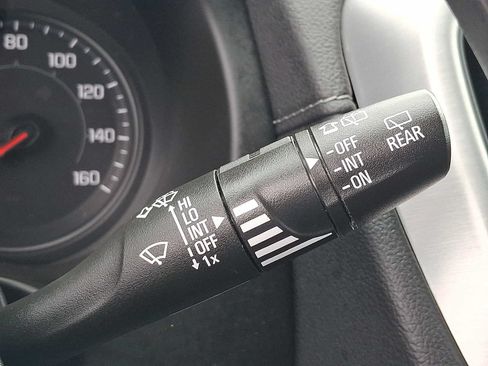 Used 2024 GMC Terrain SLE w/ Driver Convenience Package FWD image 26