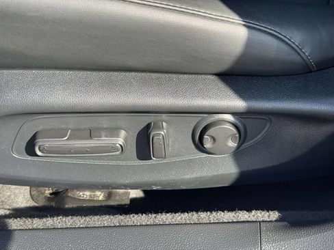 Used 2025 Honda Accord EX-L image 18