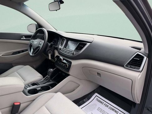 Used 2018 Hyundai Tucson SEL image 14